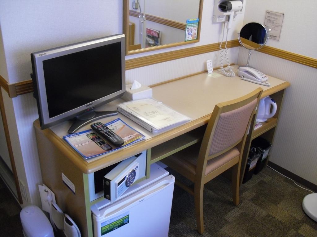 Toyoko Inn Hokkaido Kushiro Juji-Gai Экстерьер фото
